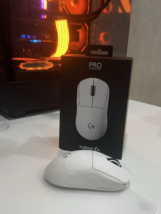 Мышь Logitech G PRO SuperLight