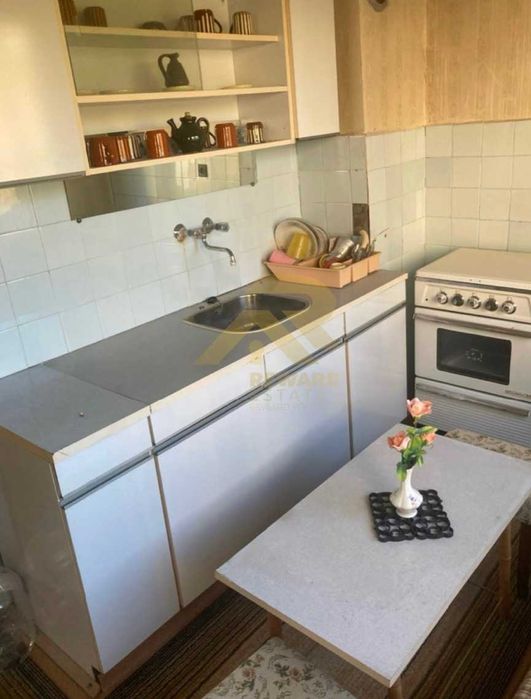 Продава се Двустаен апартамент в Трън - 76 кв.м за 343 €/кв.м - Снимка #2