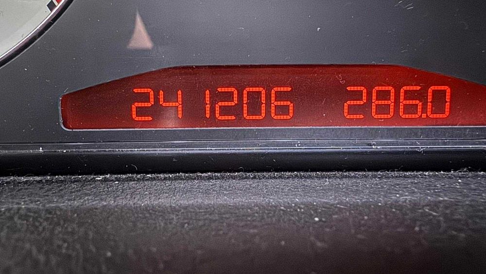 Peugeot berlina 607