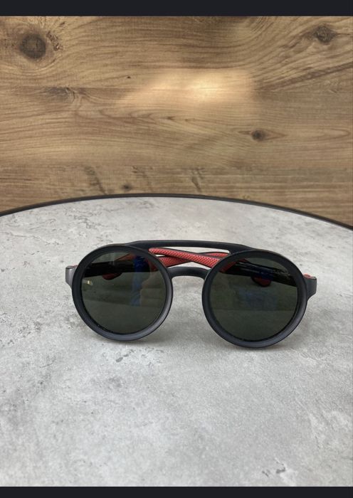 Слънчеви очила Carrera