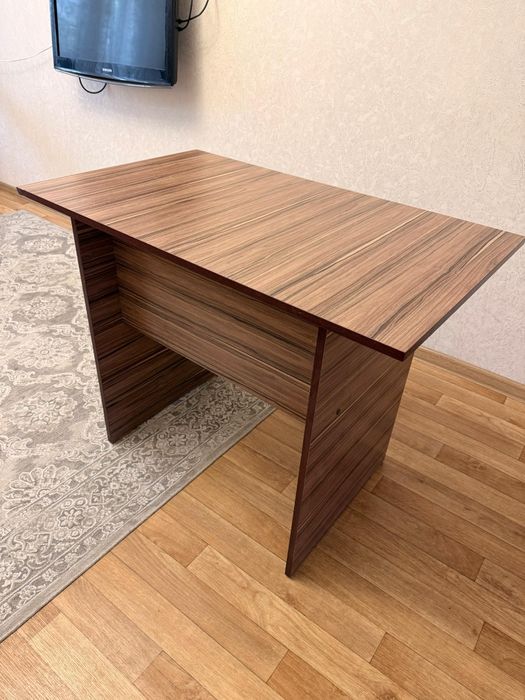 Офисный Стол, коричневый, 100×60×75 см (Д×Ш×В)