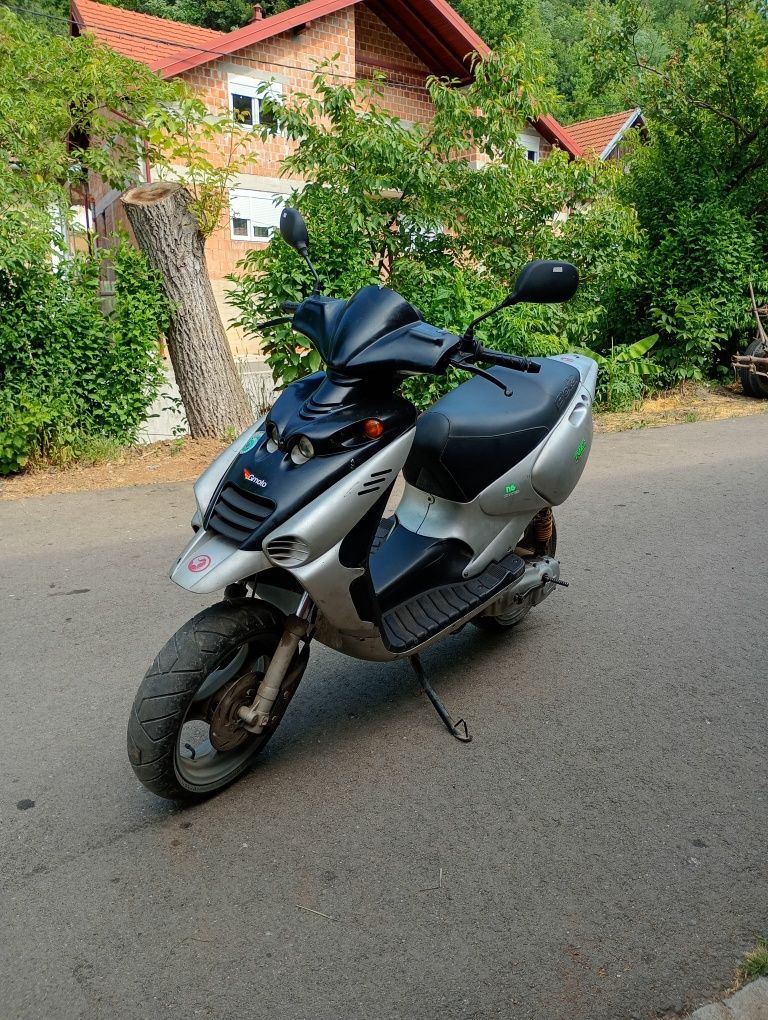 Scuter beta 49cc