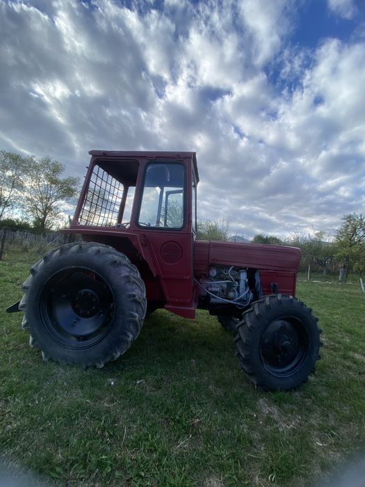 Universal 445dt forestier