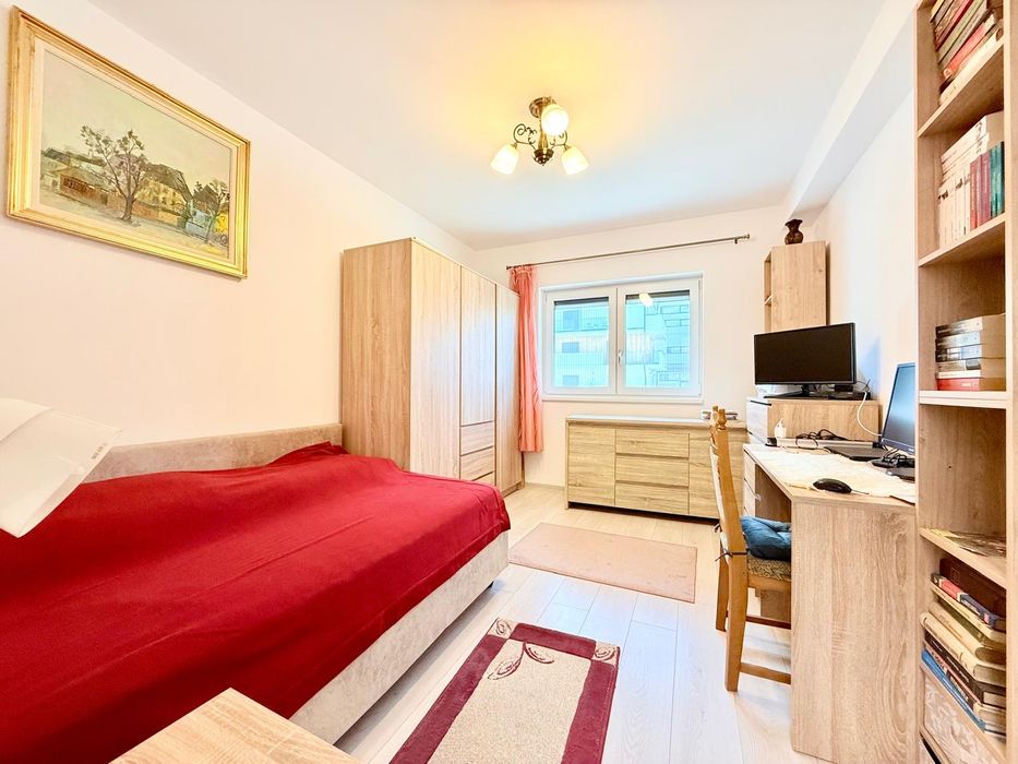 Vând apartament 3 camere, 2 băi, dressing, Rahovei -MViteazu