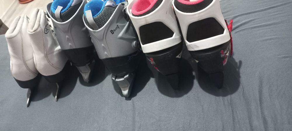 Vand patine pentru gheata