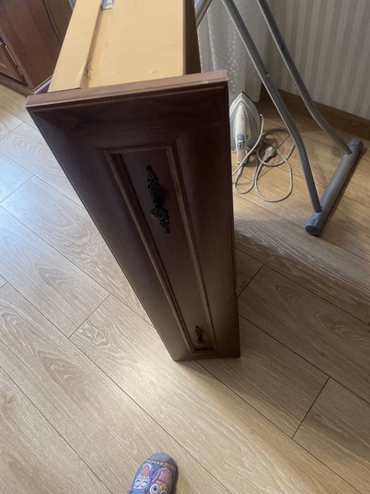 Шкаф плптельный есть задвижка состояние отличное