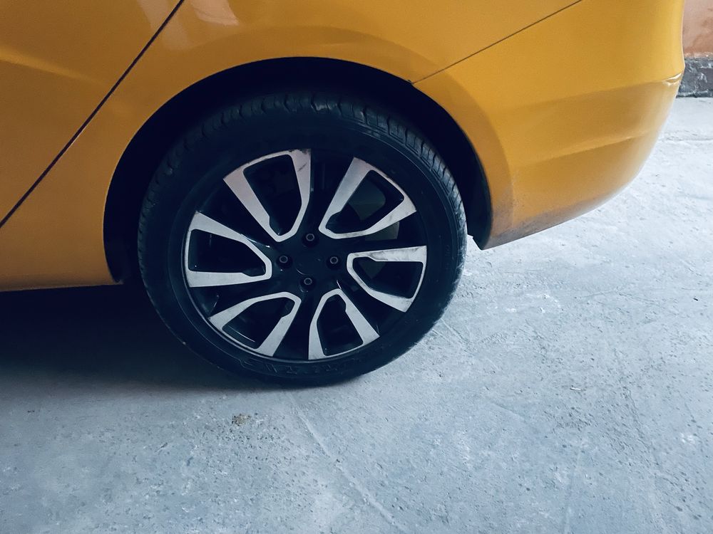 Срочна Продаю Lada Vesta Evro 5