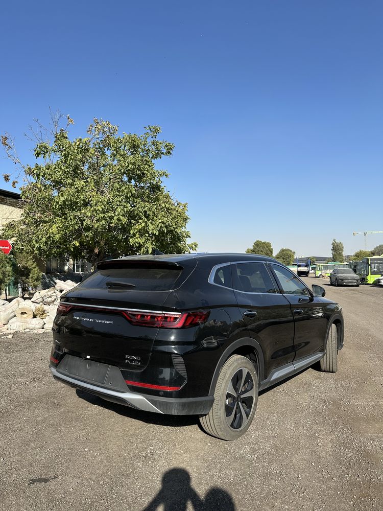 Byd song plus flagship