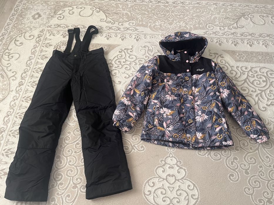 Зимний комбинезон на девочку
