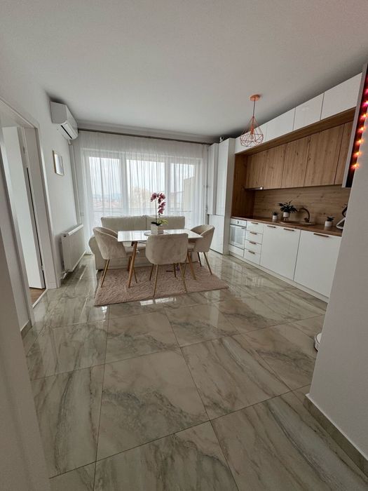 Vand apartament iris