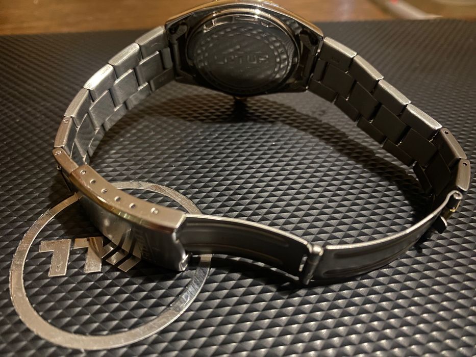 Lotus часовник мъжки