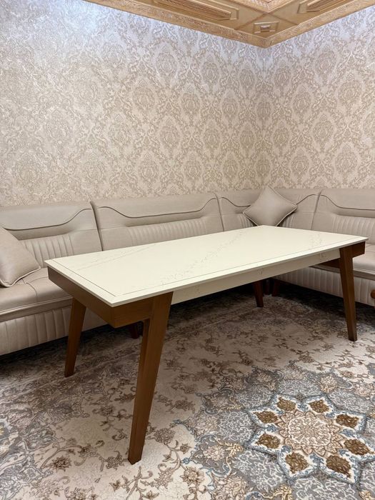 Совершенно новый стол/ Yangi stol