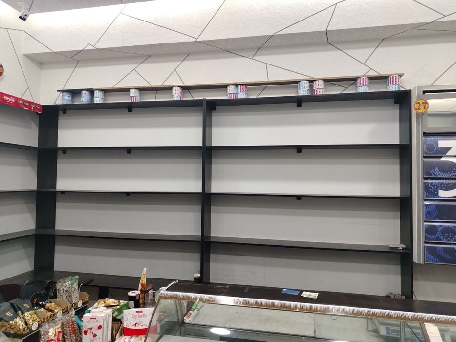 Vitrina polka va vitrina xolodilnikla sotiladi