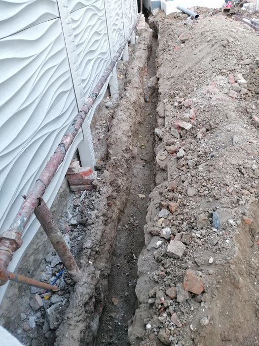 Execut sapatura manuală servici curătenie