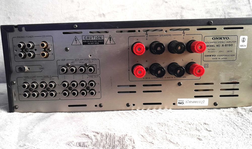 ONKYO Integra A-8190