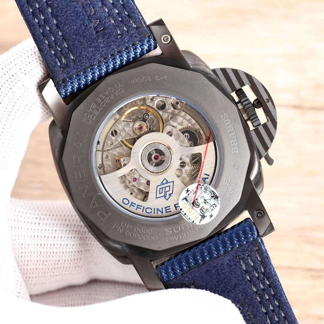 Panerai Submersible S Brabus Experience cu mecanism automat