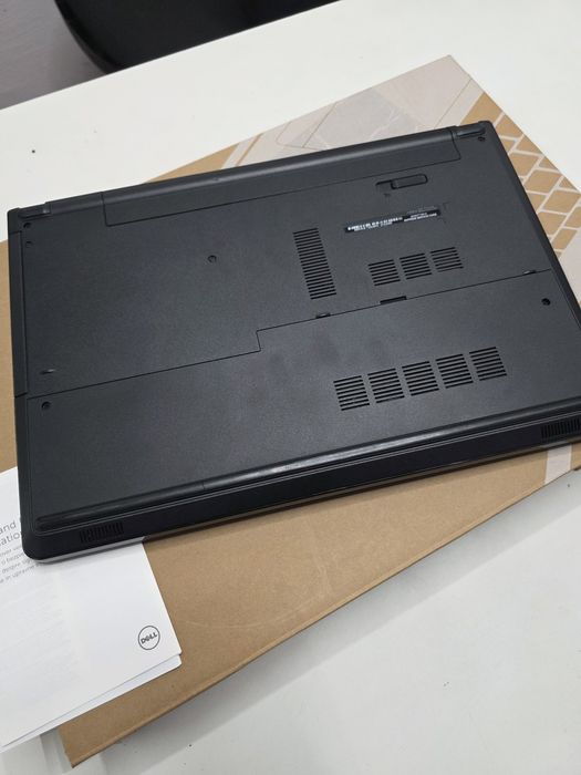 Лаптоп Dell Inspiron 5558