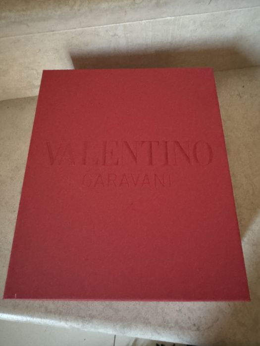 Оригинални обувки Valentino