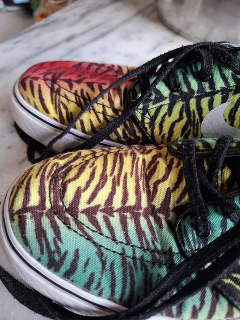 Маратонки  Nike 42,5