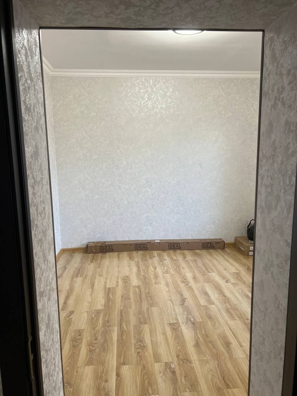 Чирчик шахарда ховли Уй сотилади срочна