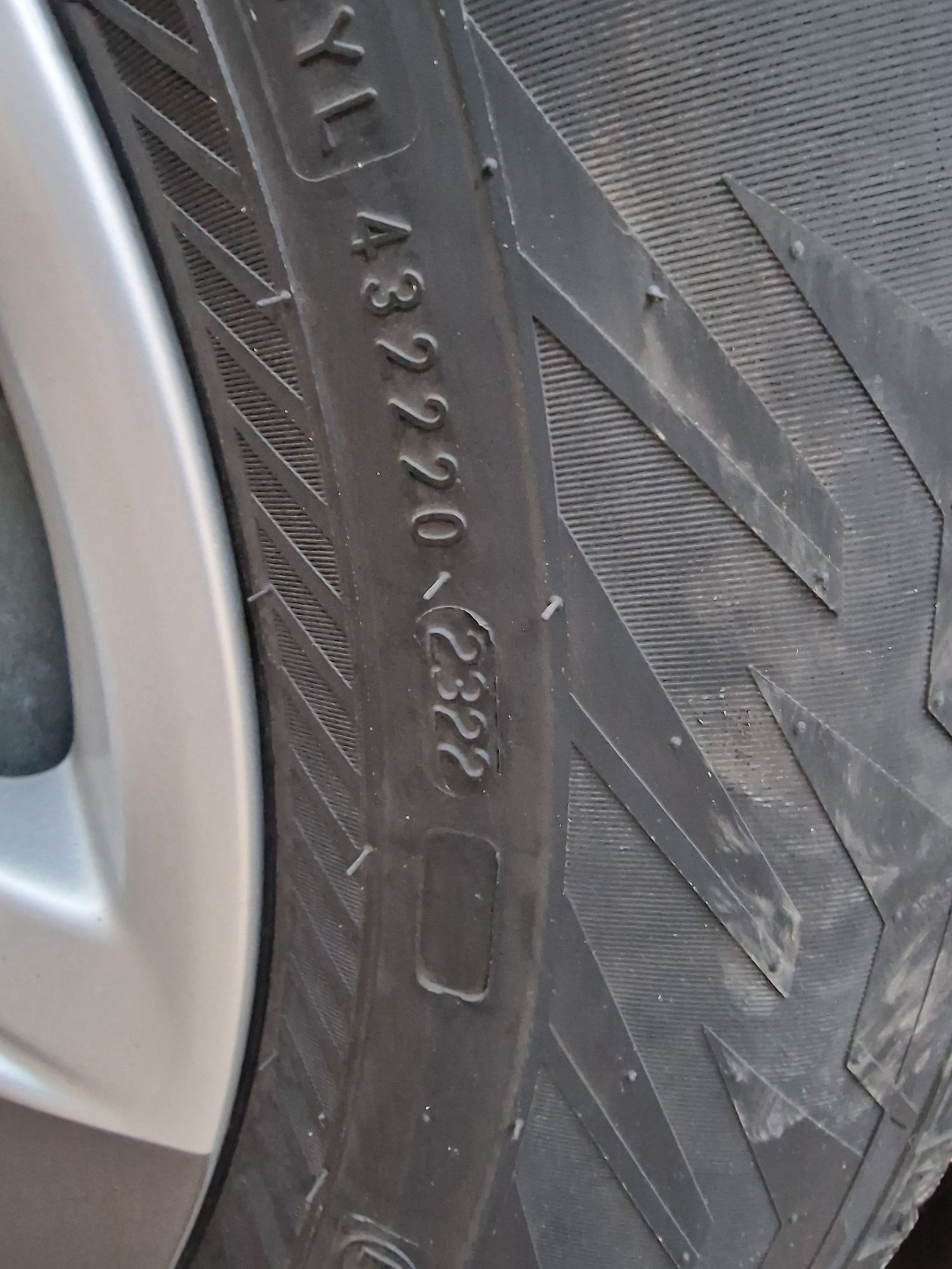Лети джанти с зимни гуми NOKIAN 235/65/18 за Lexus RX