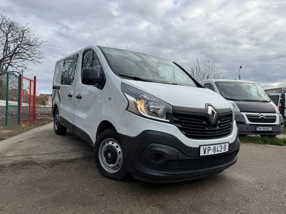 Renault Trafuc 2x usi laterale  mod  2016 diesel euro 5 clima navi.ful