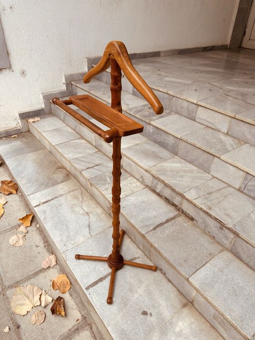 Дървена стойка за дрехи / Valet Stand – винтидж стил
