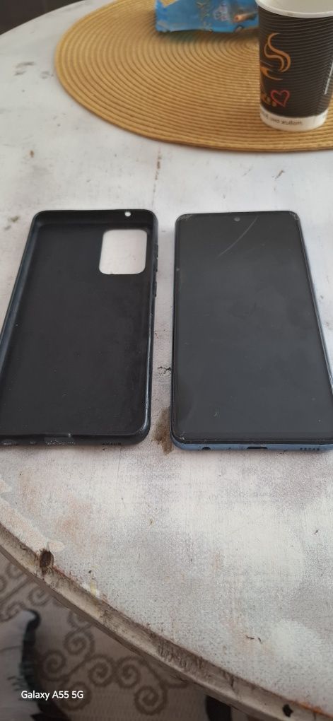 Продавам Samsung a52- запазен
