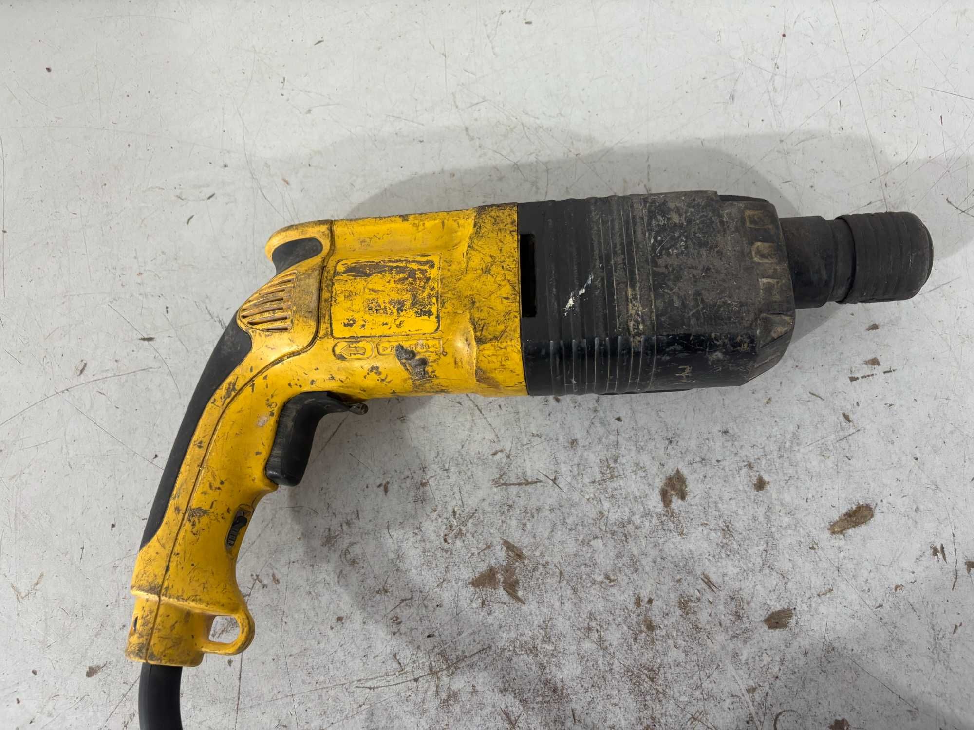Перфоратор - Dewalt 110V