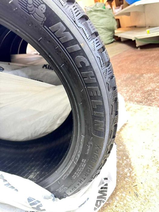 Комплект Шин зимних (шип) Michelin X-Ice North 4 БМВ Х5/Х6