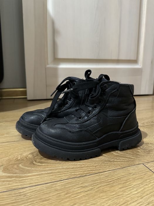 Зимнии ботинки на мальчика