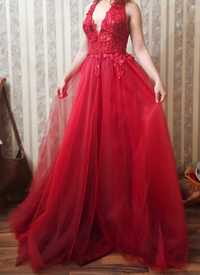 Продам шикарное вечернее красное платье