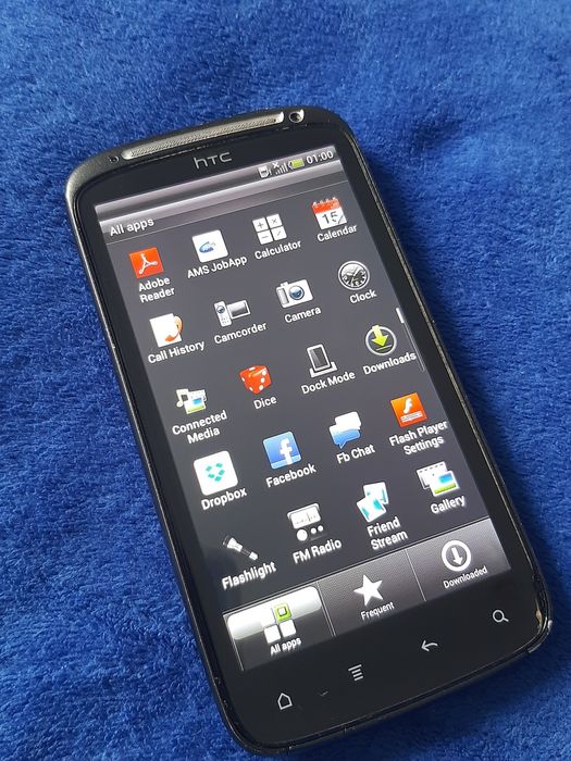 Vând telefon HTC