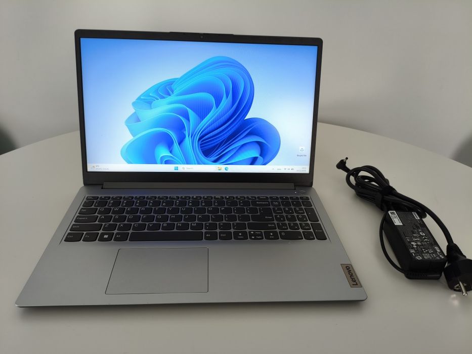 Laptop Lenovo IdeaPad 1