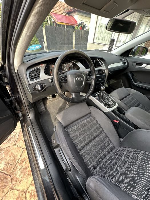 Audi A4 2.0 TDI 177 CP – Full Option, pregătită de drum