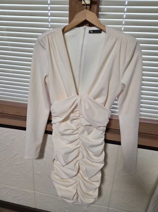 Официална рокля Zara