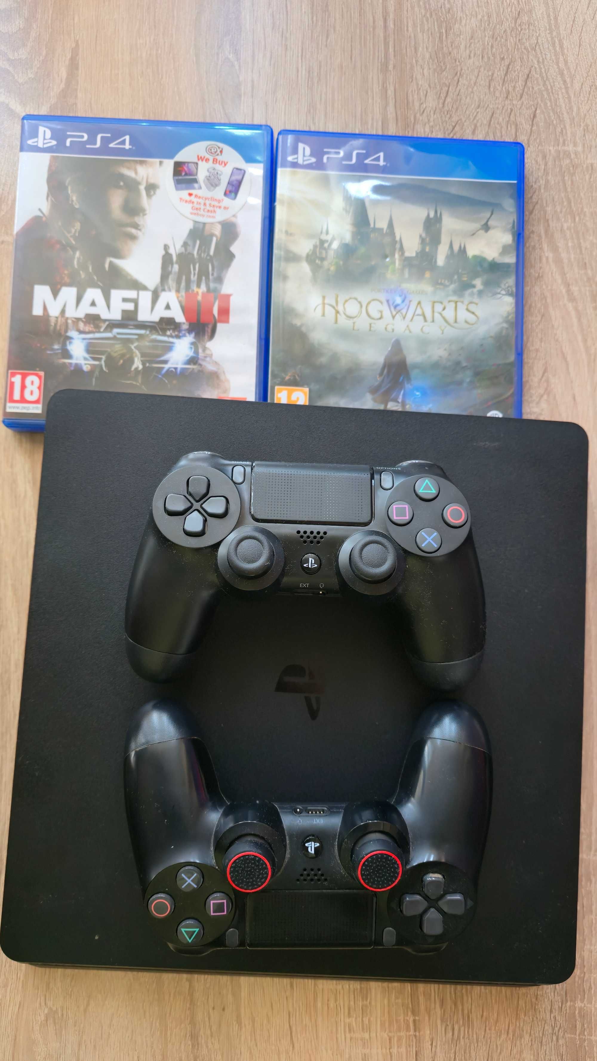 Конзола Sony PlayStation 4 Slim - 1TB с 2 джойстика и 2 игри