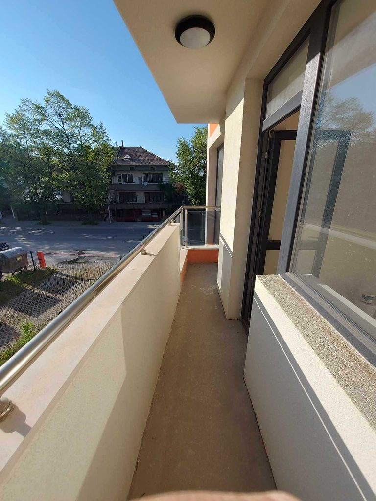 Продава се Двустаен апартамент в Търговище, Вароша - 60 кв.м за 1148 €/кв.м - Снимка #5