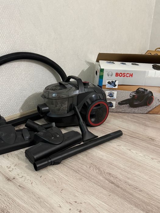 Bosch пылесос новый