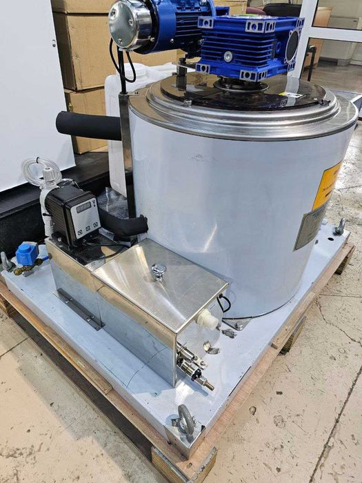 Ледогенератор чашуйчатого льда