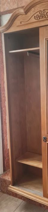 Cuier din lemn masiv