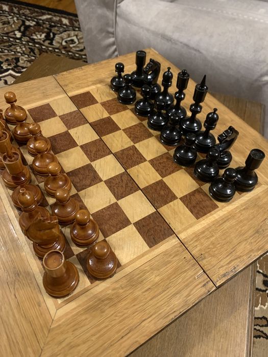 Шахматы деревянные