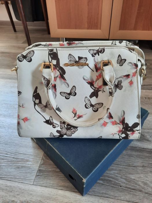 Сумочка фирменная