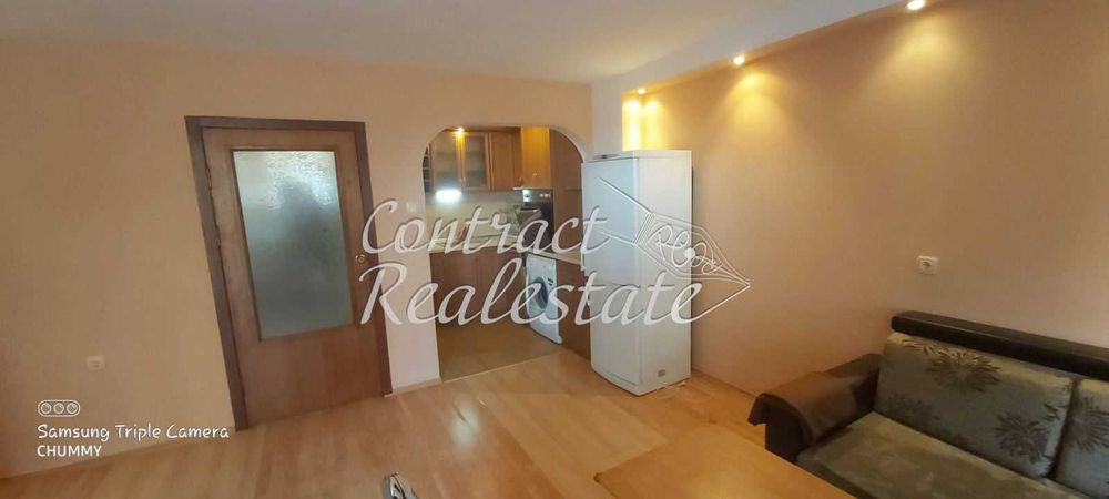 Дава се под наем Двустаен апартамент в Варна, Цветен квартал - 70 кв.м за 382.5 € - Снимка #5