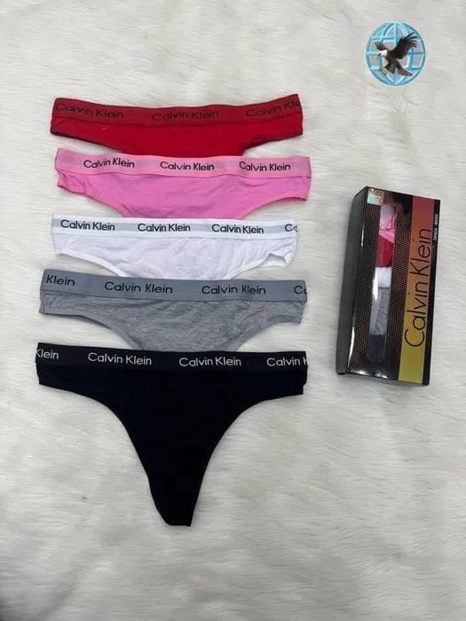 Chiloti tanga calitate superioara calvin