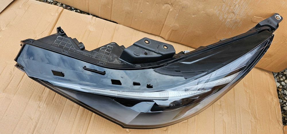 Far stanga Led Xenon Complet Hyundai Elantra 2021 2022 2023
