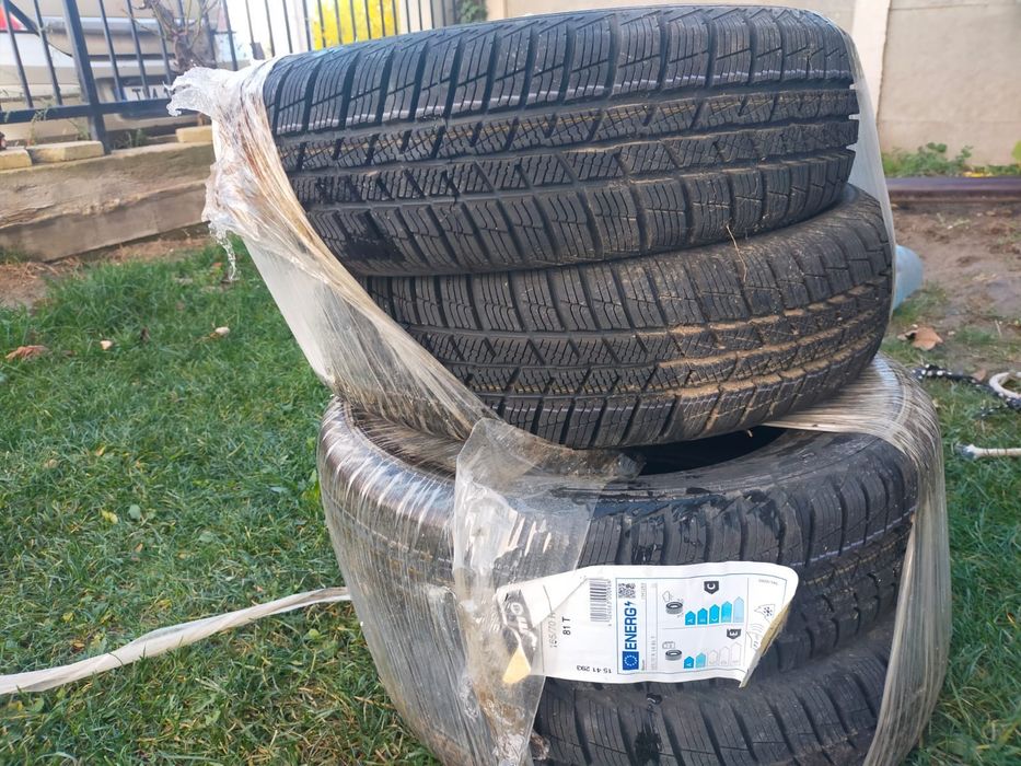 Set cauciucuri de iarnă