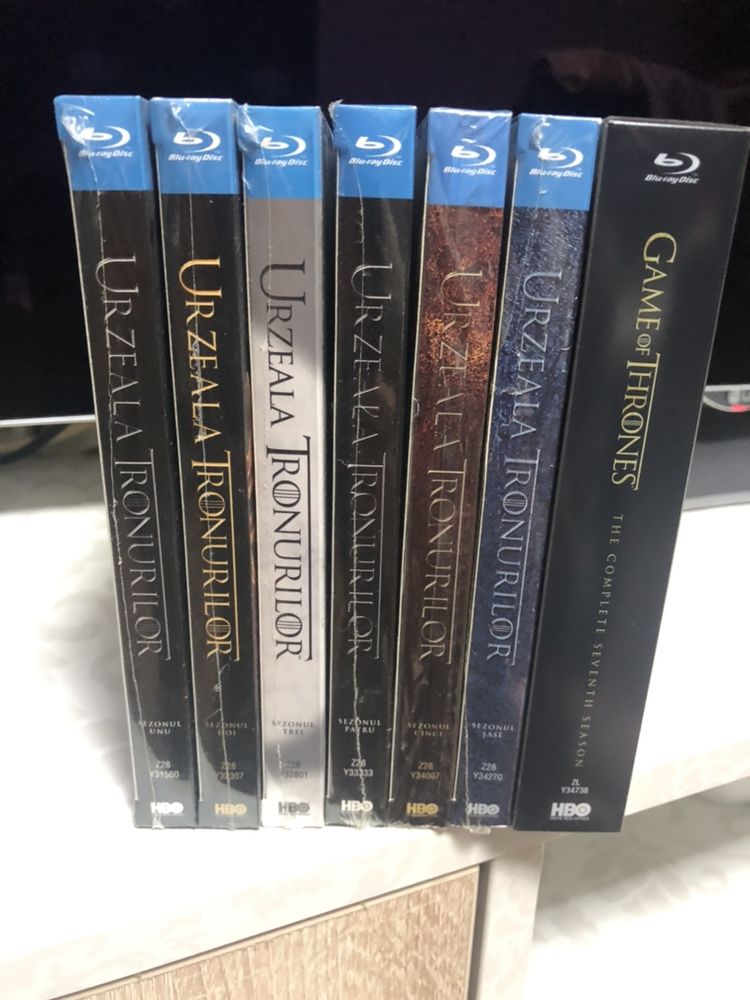 Vand Game of Thrones/Urzeala Tronurilor 1-7 blu ray sigilate