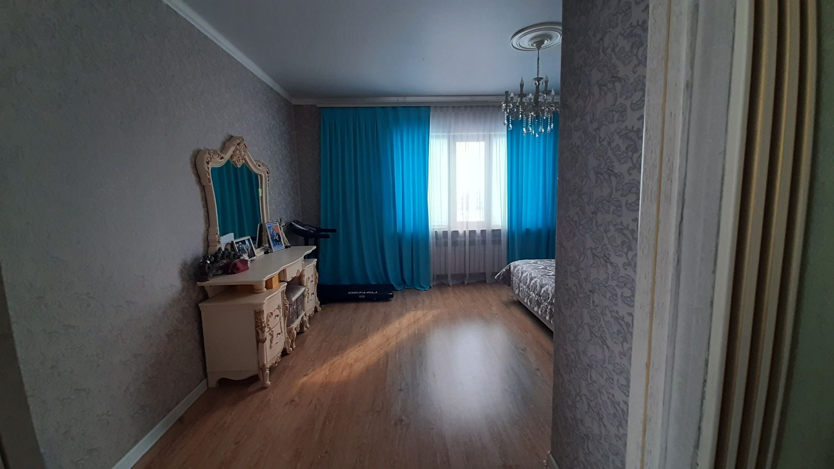 Продам коттедж 2 этажа в городе
