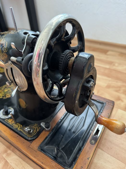 Шевна машина "Singer" ток/ръчно
